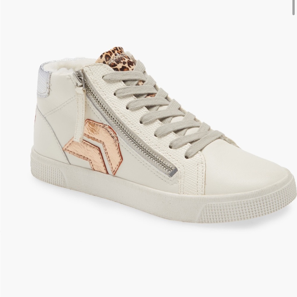 dolce vita zonya plush